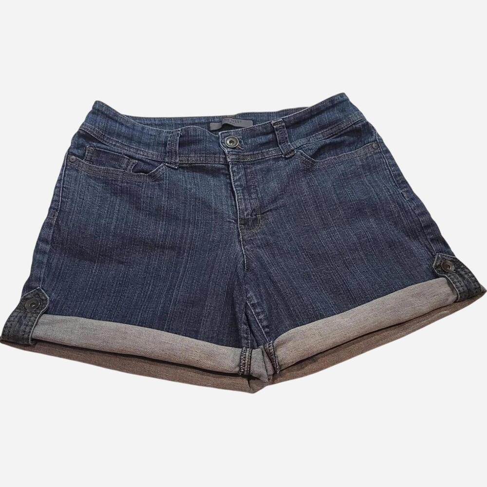 Nine West denim shorts 💙